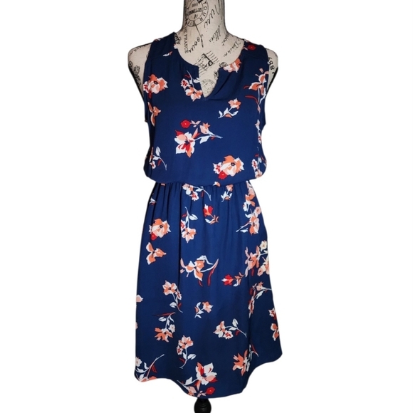 41 Hawthorn Dresses & Skirts - NWOT 41 Hawthorn Claira Floral Dress, Small